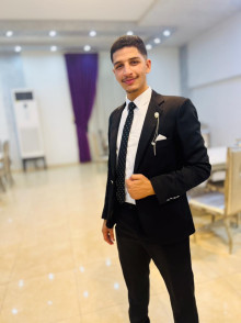 الأستاذ يحيى أبو الفوارس 